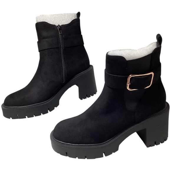 Rouge Helium Black Chunky Heeled Boots with Gold Buckle Size 8 - Picture 2 of 4